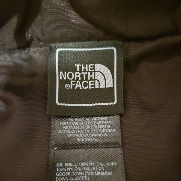 Beautiful, WARM down vest from The North Face - L - Picture 6 of 7